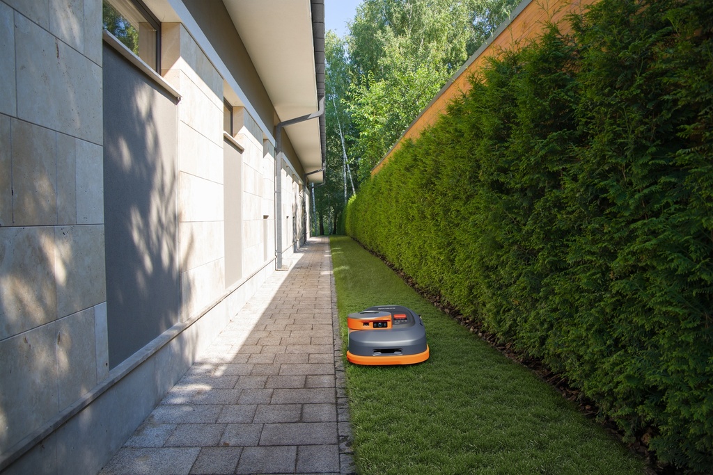Navimow H230E | Robot tondeuse jusqu'à 3.000 m²